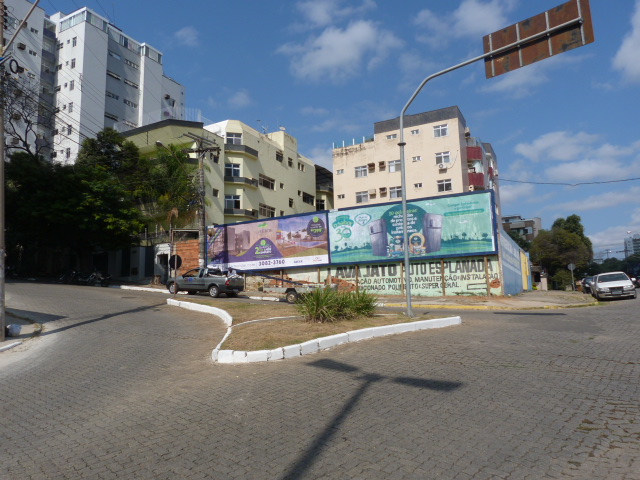 Lati 006 .Rua Eduardo C. Pereira , colegio Viera Cabral- sentido centro P1140563