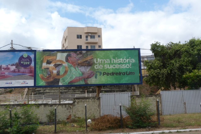 OUTDOOR+PITAGORAS+GOV.VALADARES+DMP (2)