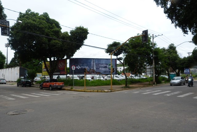 Outdoor_democrata_goval